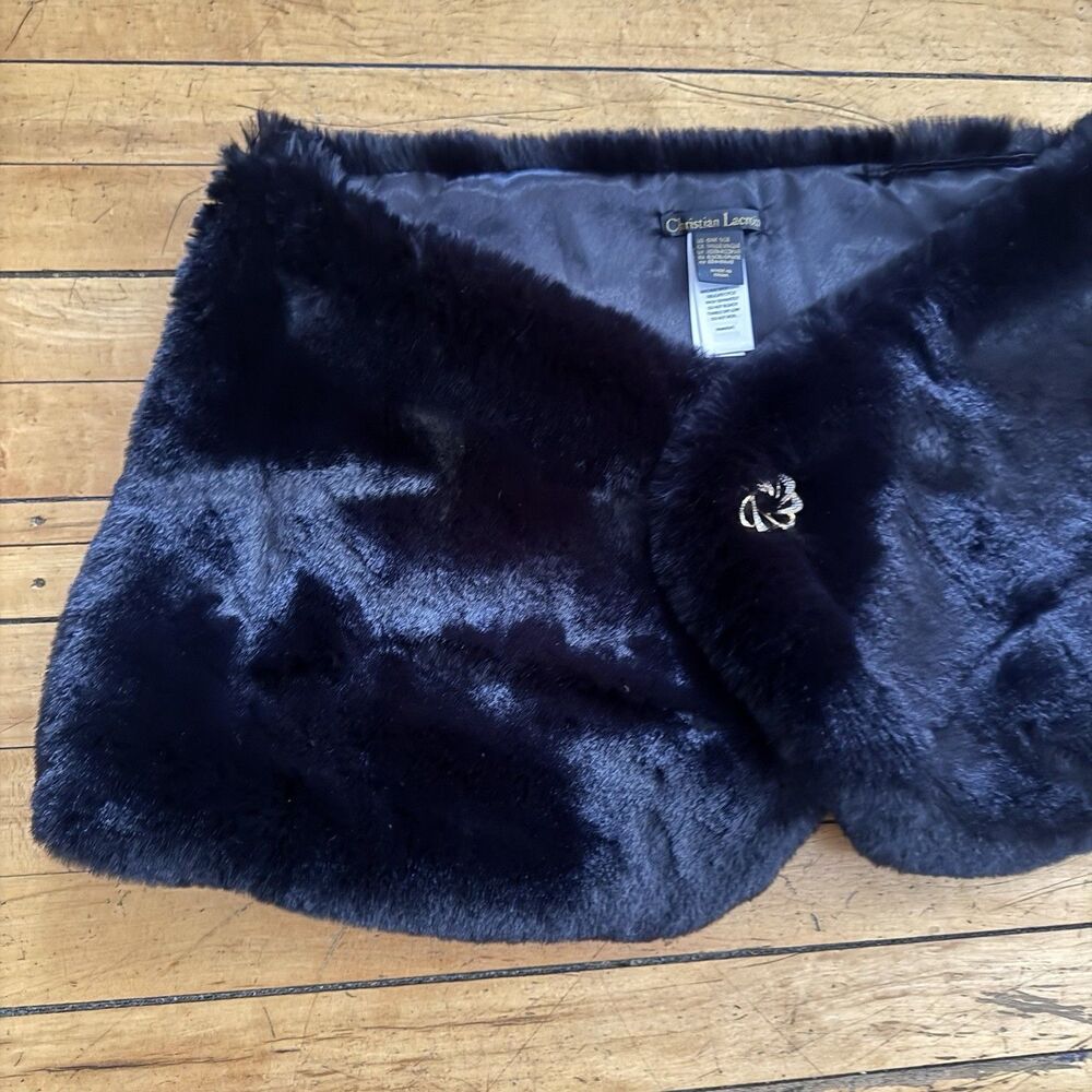 Vintage Christian Lacroix Faux Fur Stole Wrap OS Mob Wife Black Classy Brooch - Picture 2 of 8